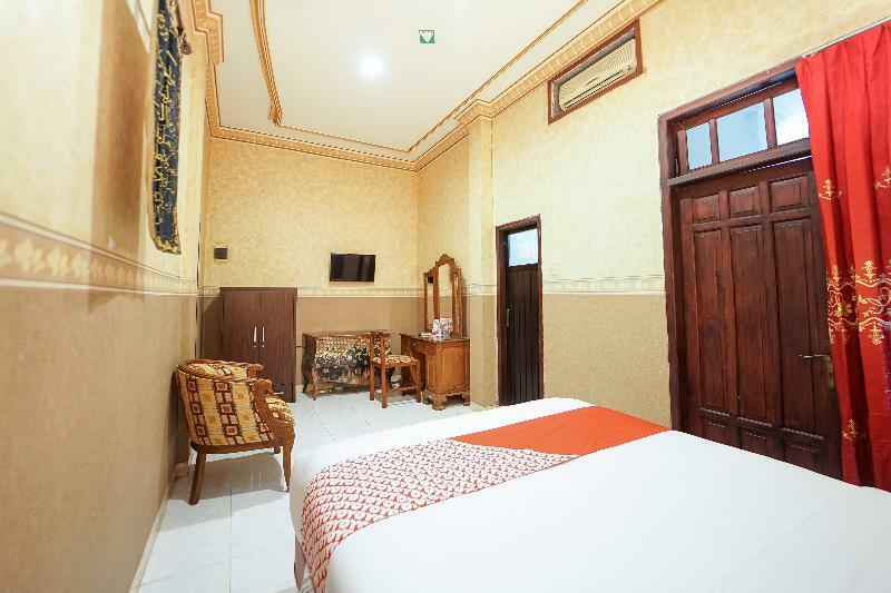 Oyo 231 Hotel Andita Syariah Surabaia Exterior foto