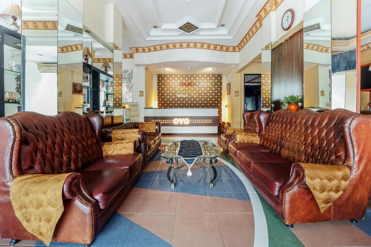 Oyo 231 Hotel Andita Syariah Surabaia Exterior foto